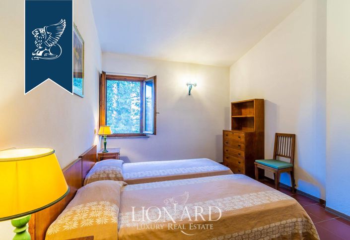 Image No.38-9 Bed Country House for sale