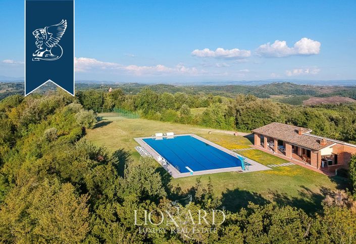 Image No.6-9 Bed Country House for sale