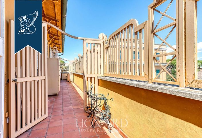 Image No.18-4 Bed Apartment for sale