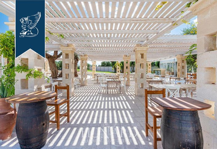 Image No.19-16 Bed Country House for sale