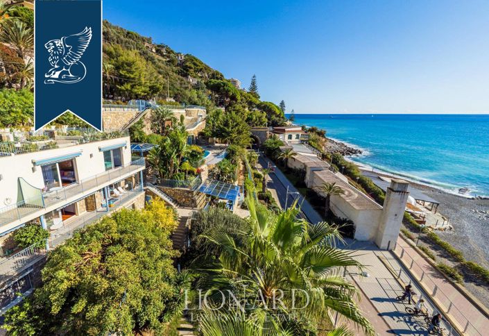 Image No.1-8 Bed Villa for sale