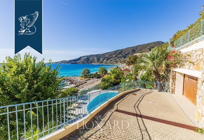 Image No.19-Villa de 8 chambres à vendre à Ospedaletti