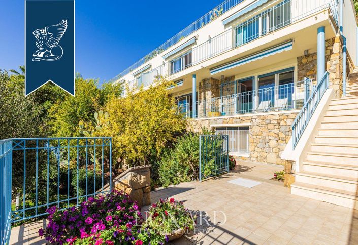 Image No.23-Villa de 8 chambres à vendre à Ospedaletti