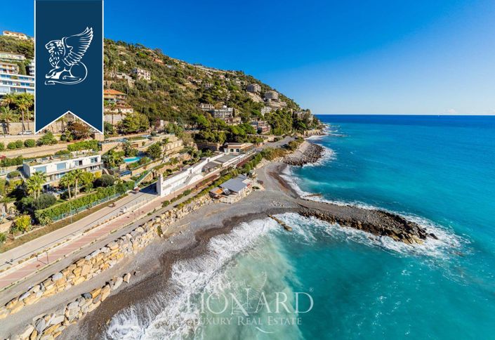 Image No.3-Villa de 8 chambres à vendre à Ospedaletti