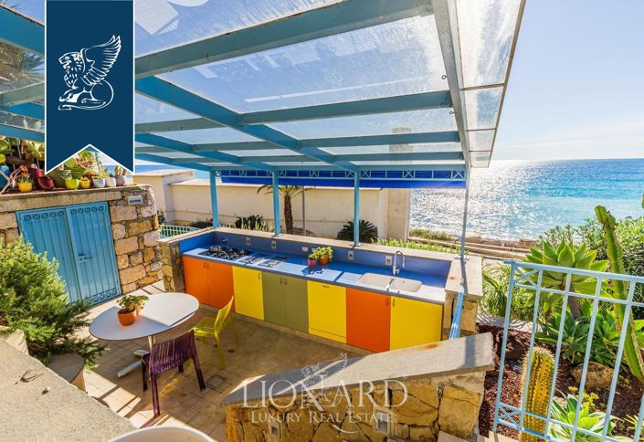 Image No.34-Villa de 8 chambres à vendre à Ospedaletti