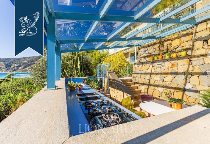 Image No.36-Villa de 8 chambres à vendre à Ospedaletti