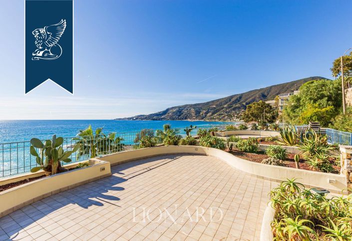 Image No.38-Villa de 8 chambres à vendre à Ospedaletti