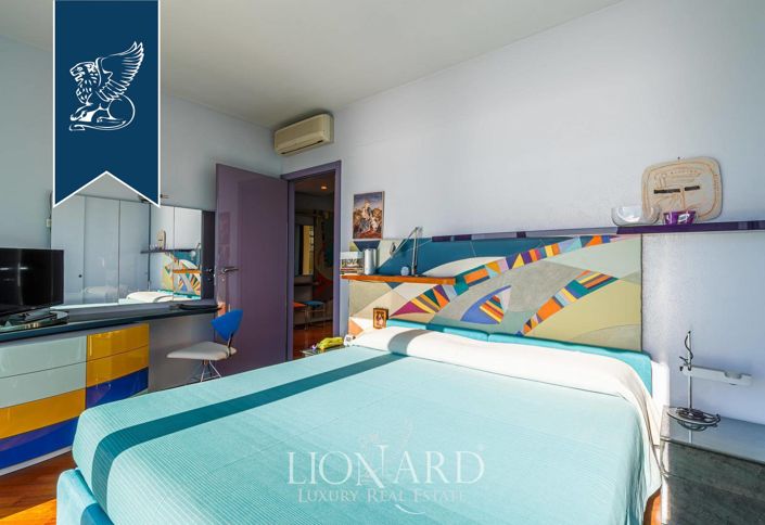 Image No.48-Villa de 8 chambres à vendre à Ospedaletti