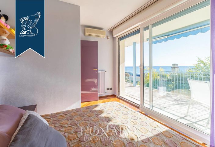 Image No.53-Villa de 8 chambres à vendre à Ospedaletti