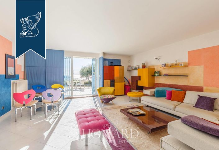 Image No.60-Villa de 8 chambres à vendre à Ospedaletti