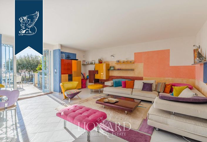 Image No.61-Villa de 8 chambres à vendre à Ospedaletti