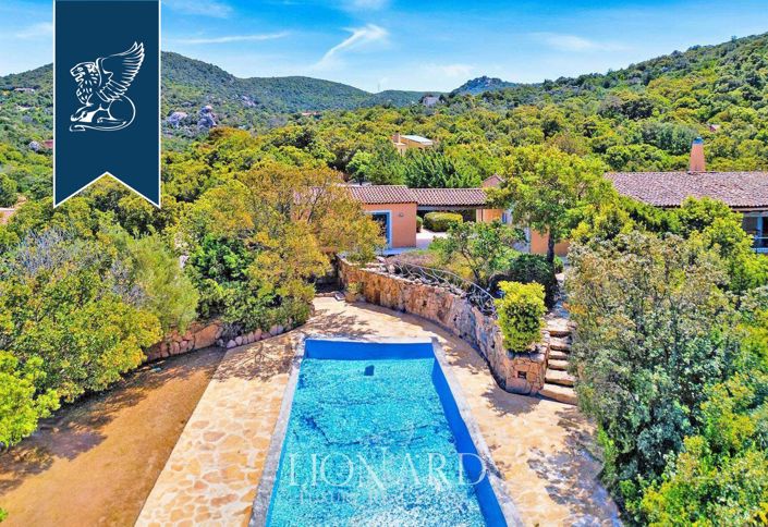 Image No.4-8 Bed Villa for sale