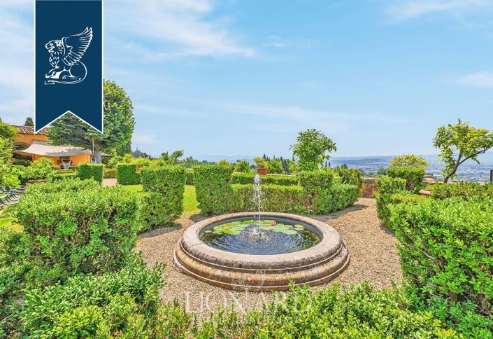 Image No.15-9 Bed Villa for sale