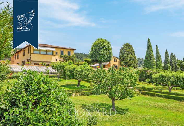 Image No.18-9 Bed Villa for sale