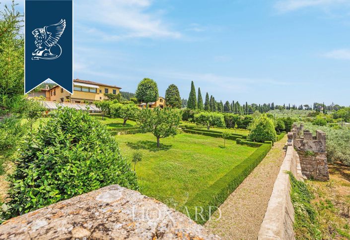 Image No.19-9 Bed Villa for sale