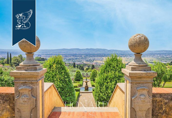 Image No.3-9 Bed Villa for sale