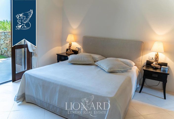 Image No.42-6 Bed Villa for sale