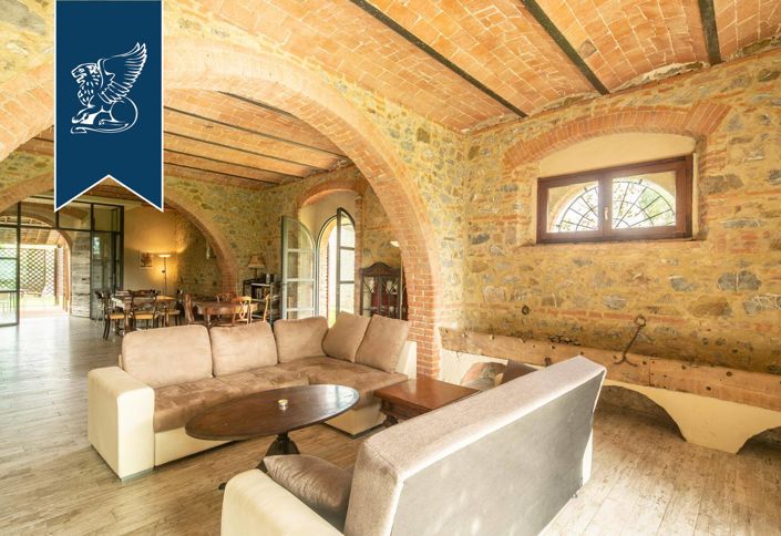 Image No.8-Ferme de 6 chambres à vendre à Gavorrano