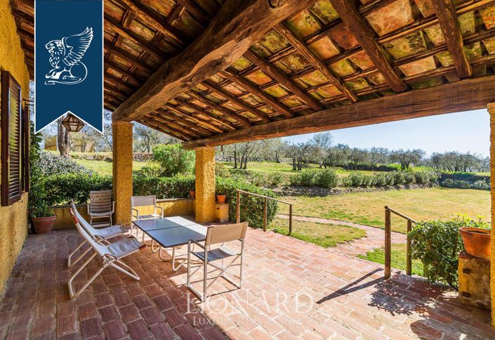 Image No.43-Villa de 7 chambres à vendre à Lucignano