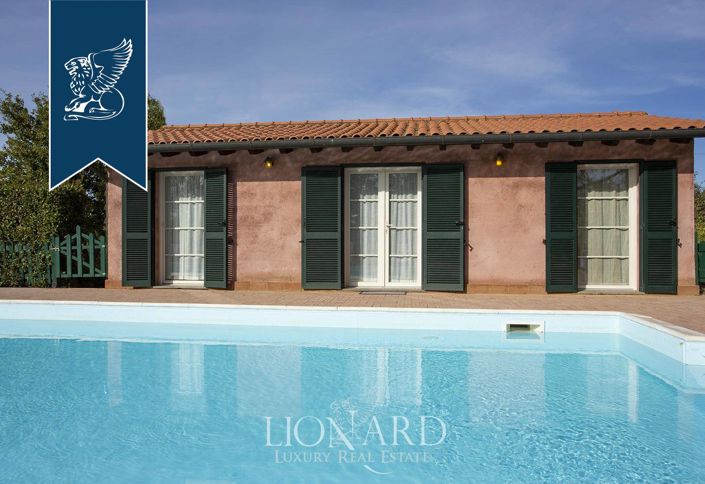 Image No.22-7 Bed Farmhouse for sale