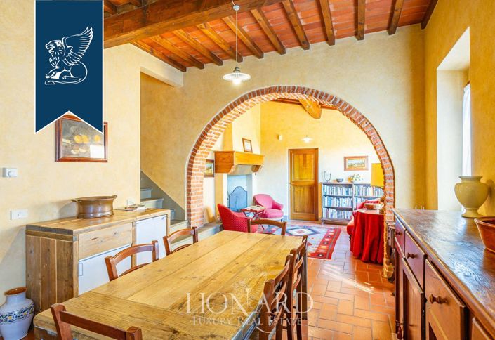 Image No.17-Ferme de 14 chambres à vendre à Rignano sull`Arno