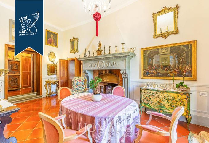 Image No.21-6 Bed Villa for sale