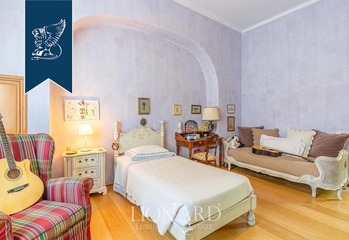 Image No.30-6 Bed Villa for sale