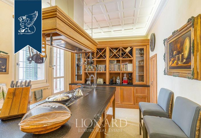 Image No.37-6 Bed Villa for sale