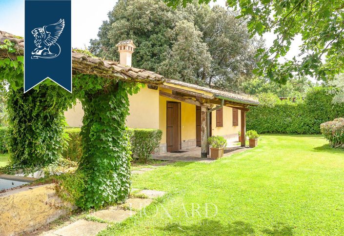 Image No.28-5 Bed Villa for sale