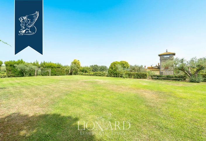 Image No.34-5 Bed Villa for sale