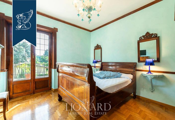 Image No.62-5 Bed Villa for sale