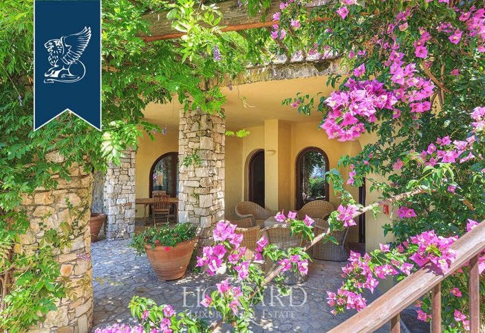 Image No.17-6 Bed Villa for sale