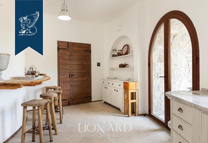 Image No.34-6 Bed Villa for sale