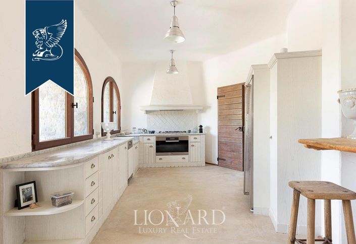 Image No.35-6 Bed Villa for sale