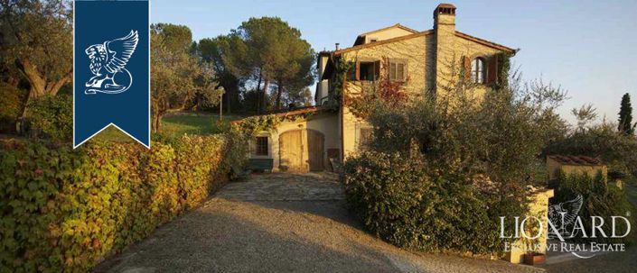 Image No.3-8 Bed Villa for sale