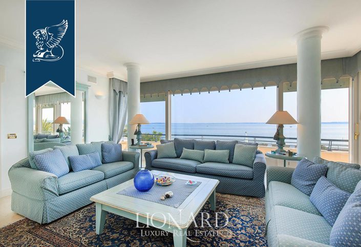 Image No.30-2 Bed Villa for sale