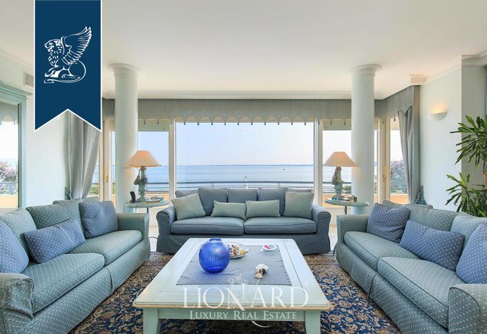 Image No.31-2 Bed Villa for sale