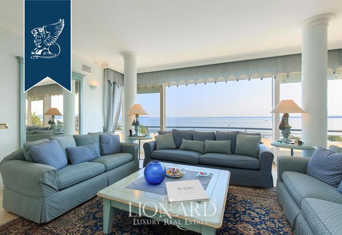 Image No.32-2 Bed Villa for sale