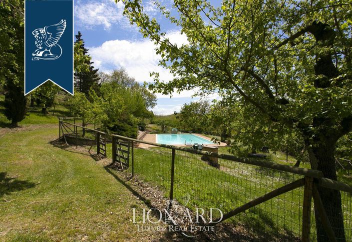 Image No.12-13 Bed Farmhouse for sale