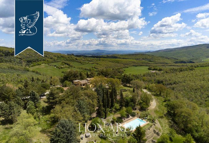 Image No.38-13 Bed Farmhouse for sale