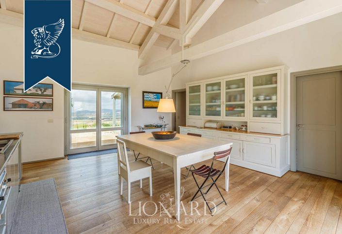 Image No.28-4 Bed Villa for sale