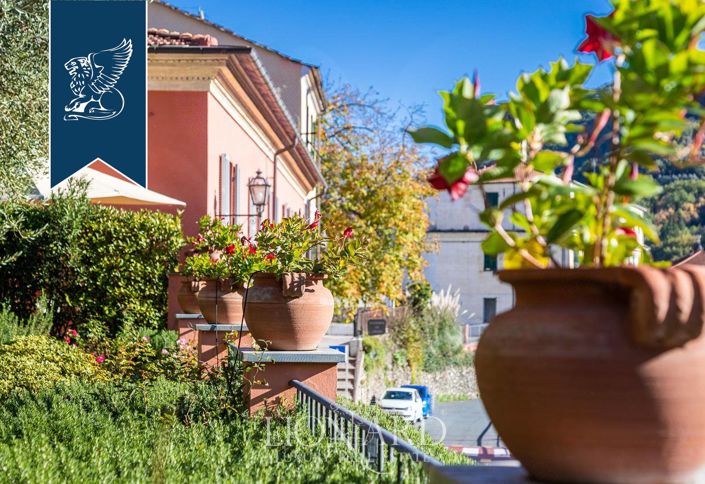 Image No.11-Un hôtel de 14 chambres à vendre à Borgomaro