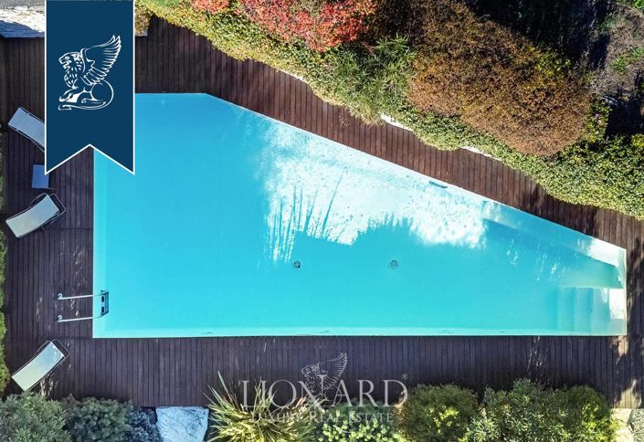 Image No.42-Un hôtel de 14 chambres à vendre à Borgomaro