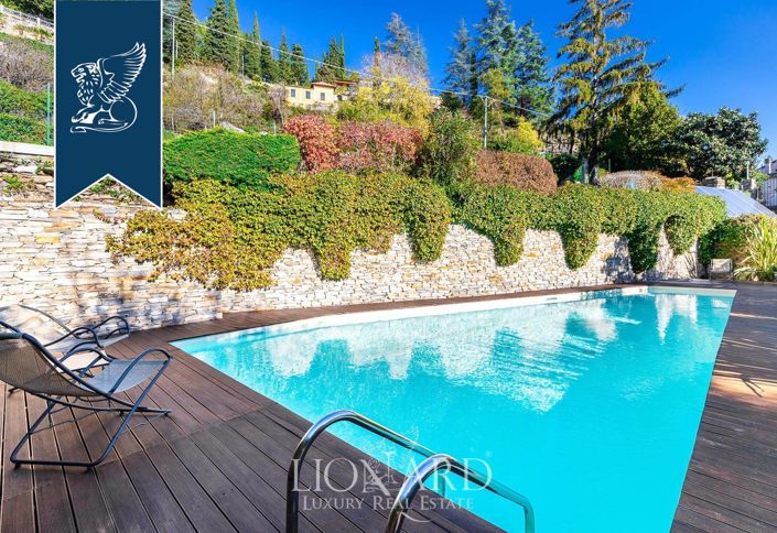 Image No.8-Un hôtel de 14 chambres à vendre à Borgomaro