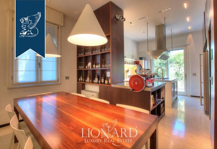 Image No.23-4 Bed Villa for sale