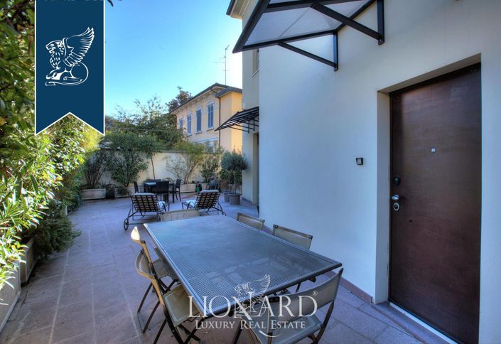 Image No.5-4 Bed Villa for sale