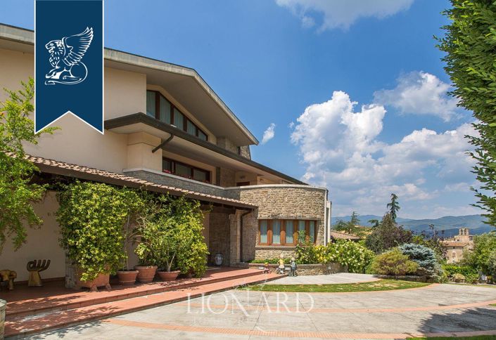 Image No.16-Villa de 7 chambres à vendre à Arezzo