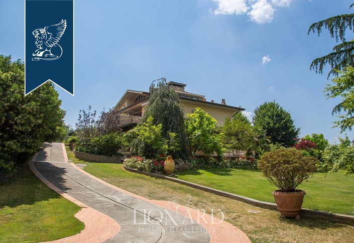 Image No.2-Villa de 7 chambres à vendre à Arezzo