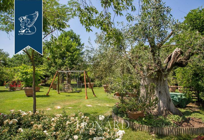 Image No.22-Villa de 7 chambres à vendre à Arezzo