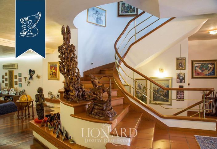 Image No.35-Villa de 7 chambres à vendre à Arezzo